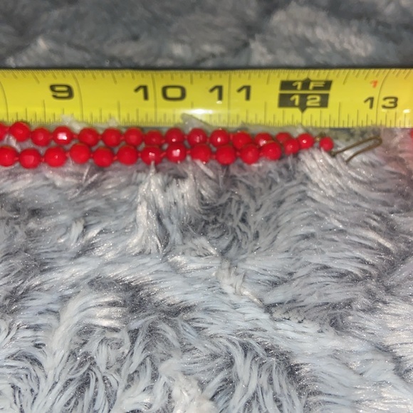 MCM vintage red faceted glass bead double strand choker necklace 13 inches - Picture 10 of 11